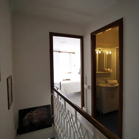Ca' Antiga Apartment *